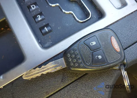 2011 Dodge Nitro Heat z USA, uszkodzony, nr VIN 1D4PU4GK9BW517415